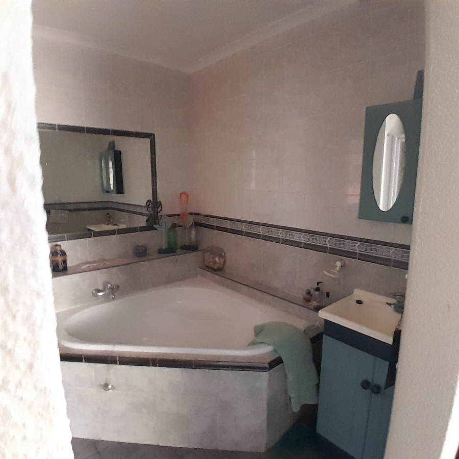 4 Bedroom Property for Sale in Cashan North West